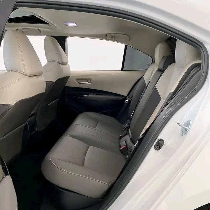 TOYOTA COROLLA ALTIS HYBRID