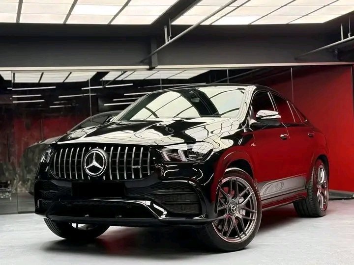 1000019631.jpg MERCEDES-BENZ GLE