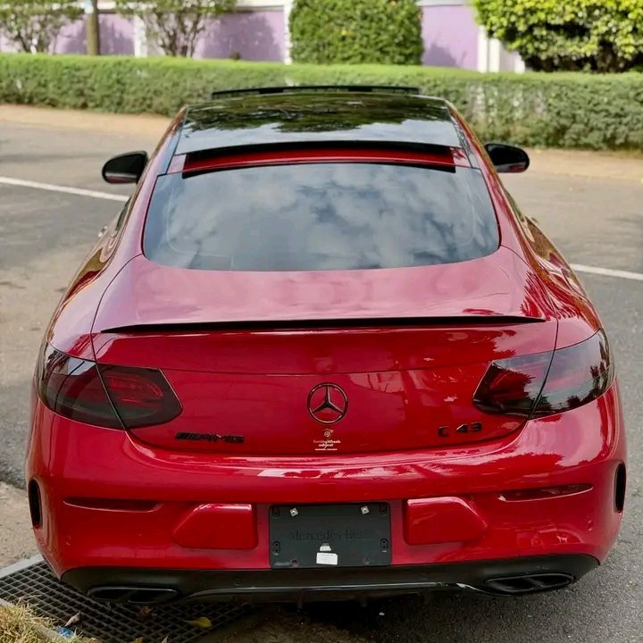 1000019885.jpg Mercedes Benz C43