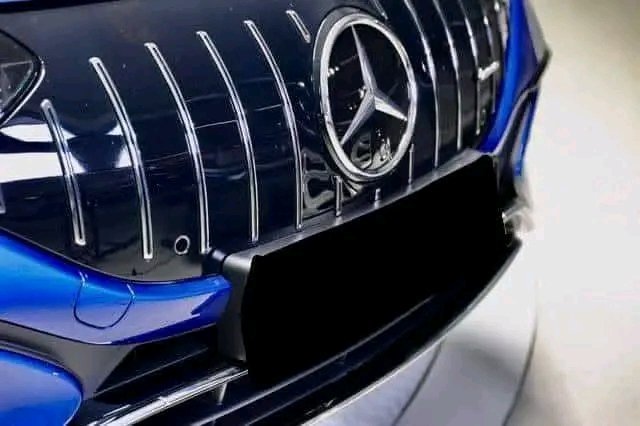 Mercedes-Benz EQE 43