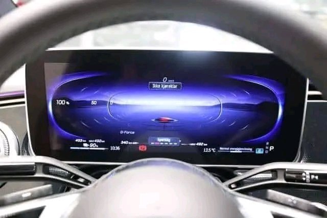 Mercedes-Benz EQE 43