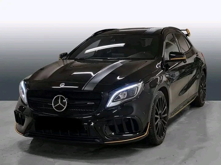 1000020287.jpg Mercedes-Benz GLA