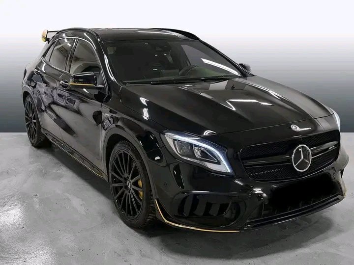 1000020291.jpg Mercedes-Benz GLA