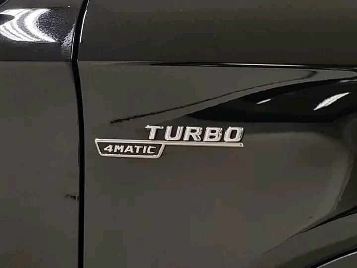 1000020294.jpg Mercedes-Benz GLA