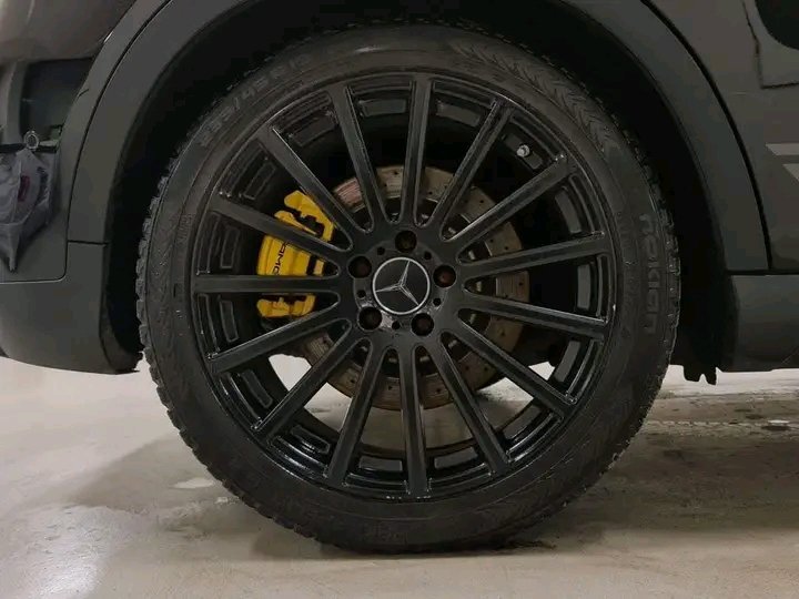 1000020297.jpg Mercedes-Benz GLA