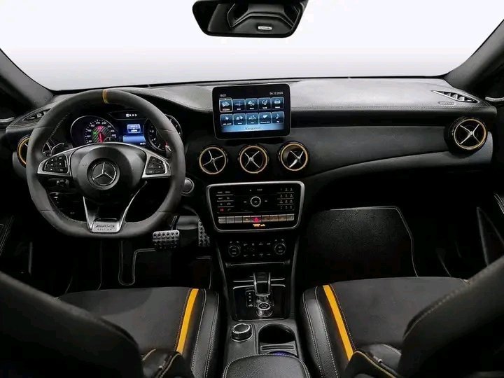 1000020312.jpg Mercedes-Benz GLA