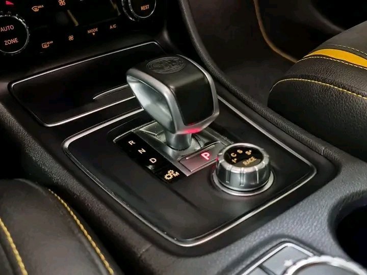 1000020315.jpg Mercedes-Benz GLA