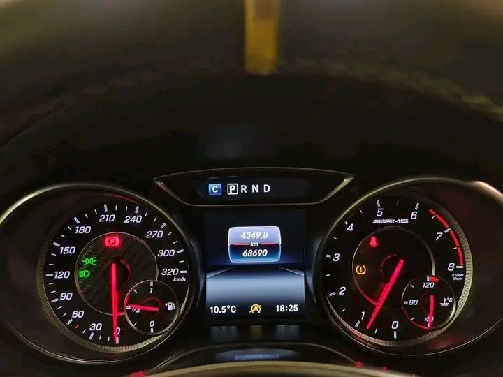 1000020325.jpg Mercedes-Benz GLA