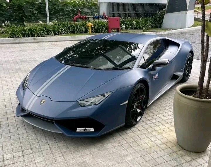 1000020408.jpg Lamborghini Huracan