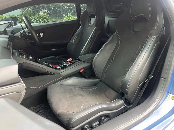 1000020426.jpg Lamborghini Huracan