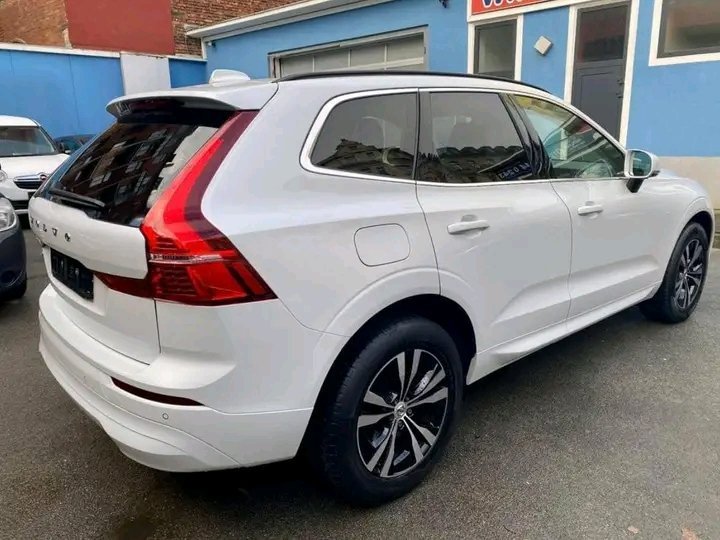 1000020474.jpg Volvo XC60 B4D