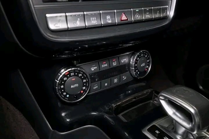 1000020681.jpg Mercedes-Benz G63