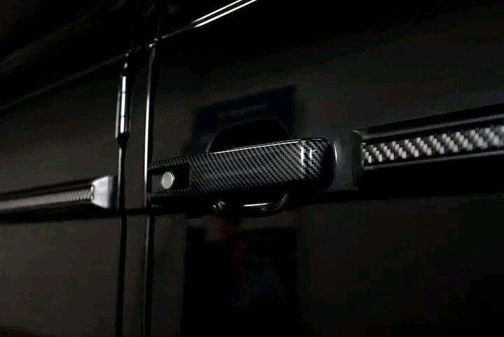 1000020688.jpg Mercedes-Benz G63