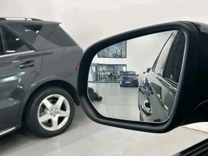 1000021181.jpg MERCEDES GLE 350DE HYBRID