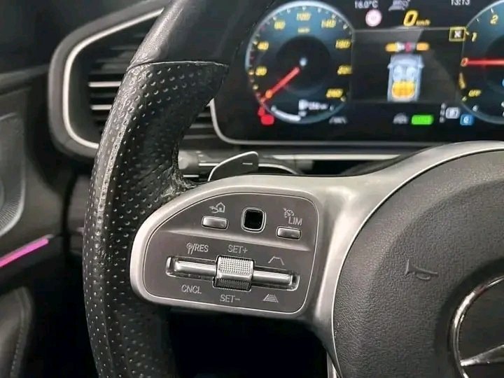 1000021183.jpg MERCEDES GLE 350DE HYBRID