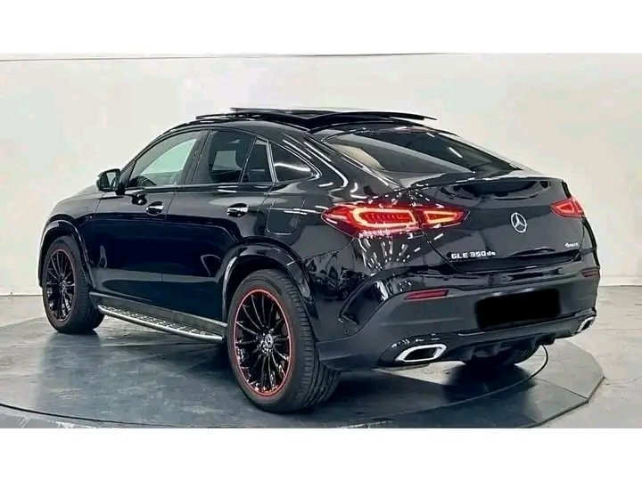 1000021190.jpg MERCEDES GLE 350DE HYBRID