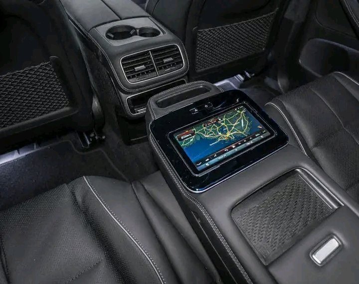 Mercedes-Benz GLS 580