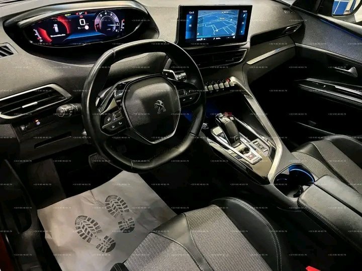 1000021270.jpg Peugeot 5008