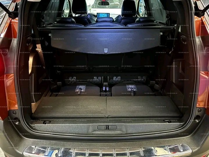 1000021283.jpg Peugeot 5008