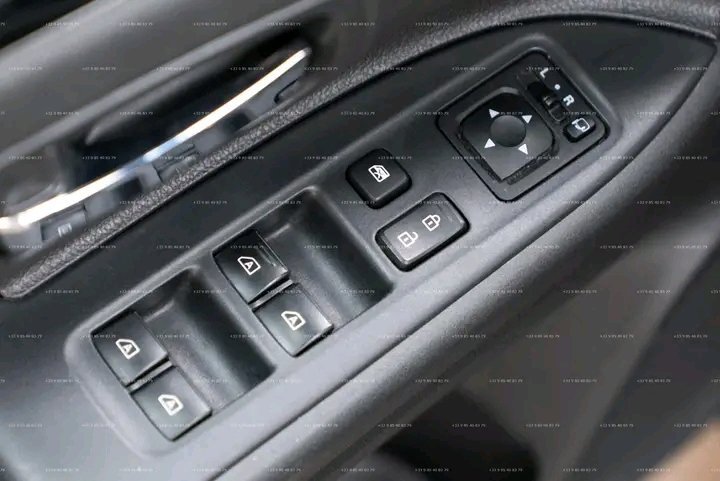 1000021410.jpg Mitsubishi Outlander