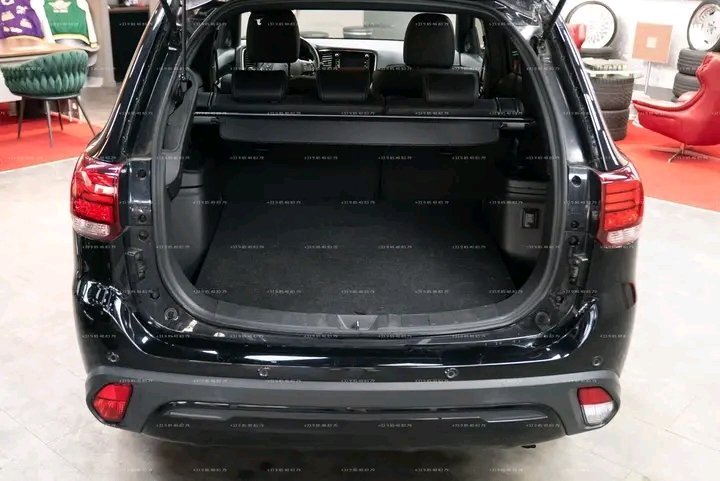 1000021416.jpg Mitsubishi Outlander