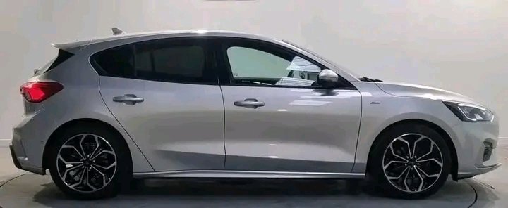 1000021464.jpg FORD FOCUS