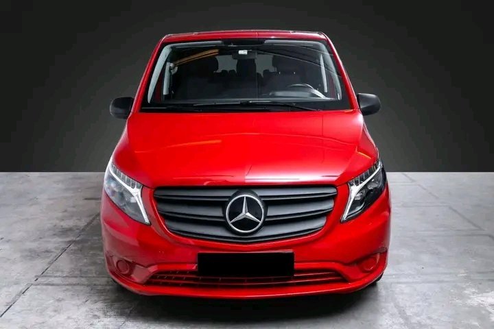 1000021564.jpg Mercedes-Benz Vito Tourer 8Seter