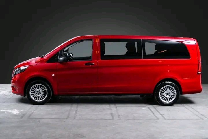 1000021566.jpg Mercedes-Benz Vito Tourer 8Seter