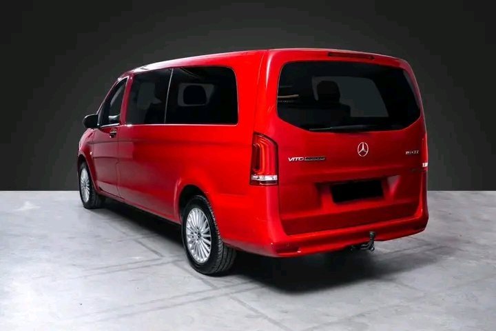 1000021569.jpg Mercedes-Benz Vito Tourer 8Seter