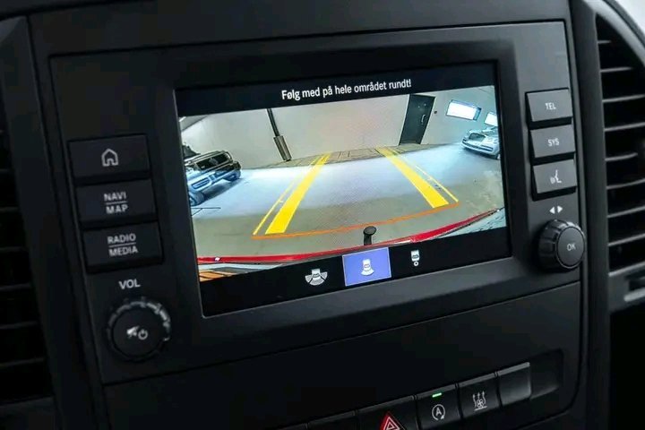 1000021581.jpg Mercedes-Benz Vito Tourer 8Seter