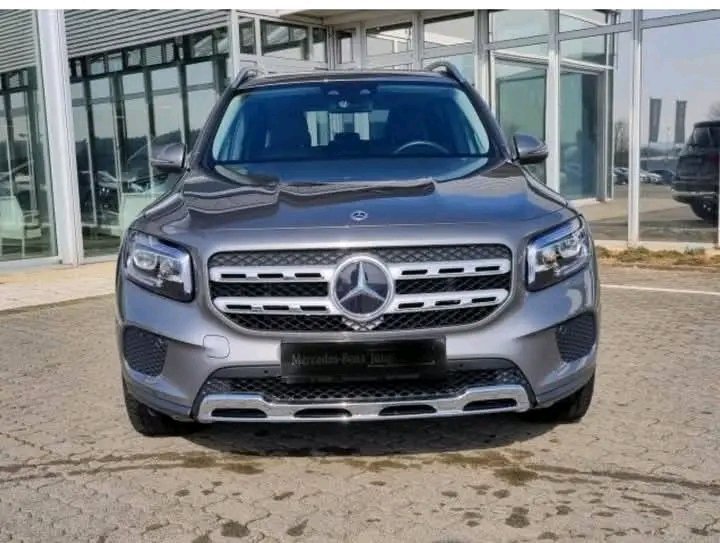 1000021627.jpg Mercedes-Benz GLB 200