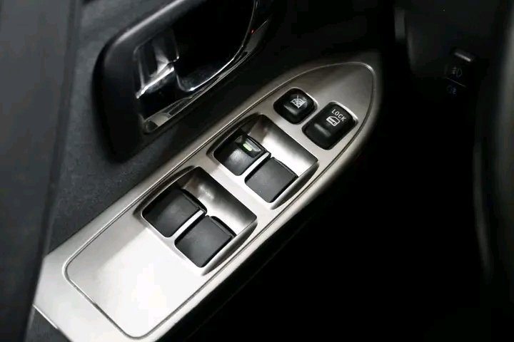 1000021767.jpg Mitsubishi Pajero