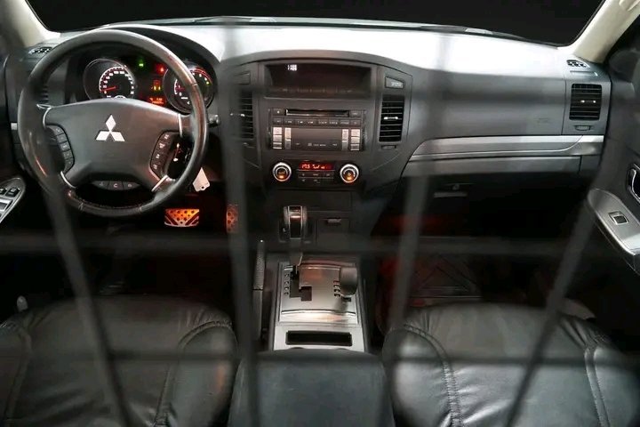 1000021771.jpg Mitsubishi Pajero