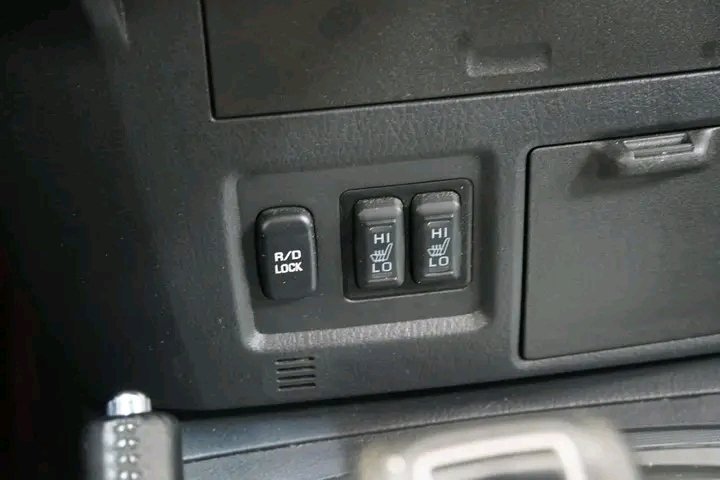 1000021784.jpg Mitsubishi Pajero