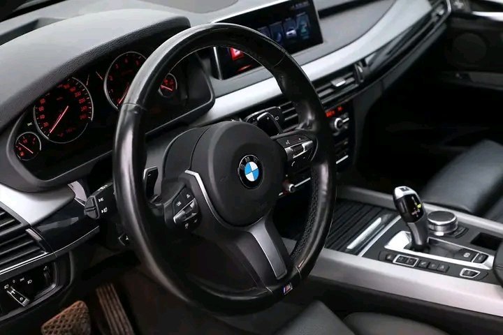 1000021861.jpg BMW X5 xDrive40e