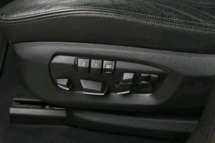 1000021862.jpg BMW X5 xDrive40e