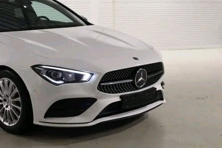 1000021885.jpg Mercedes-Benz CLA