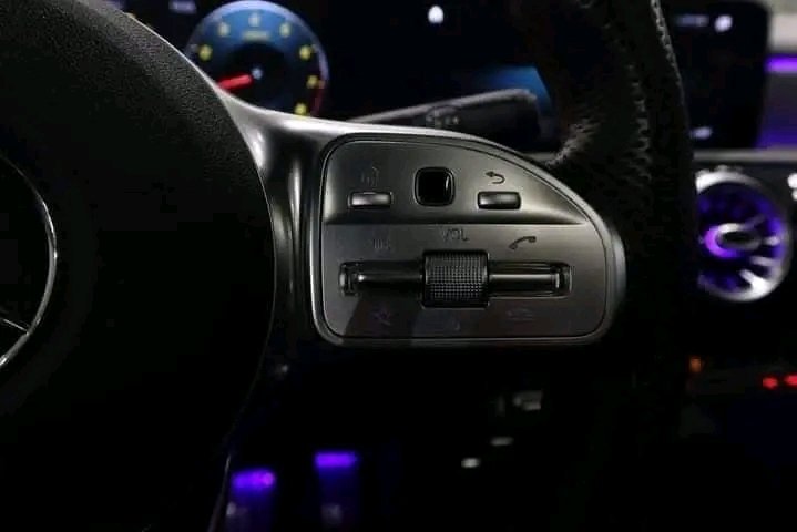 1000021900.jpg Mercedes-Benz CLA