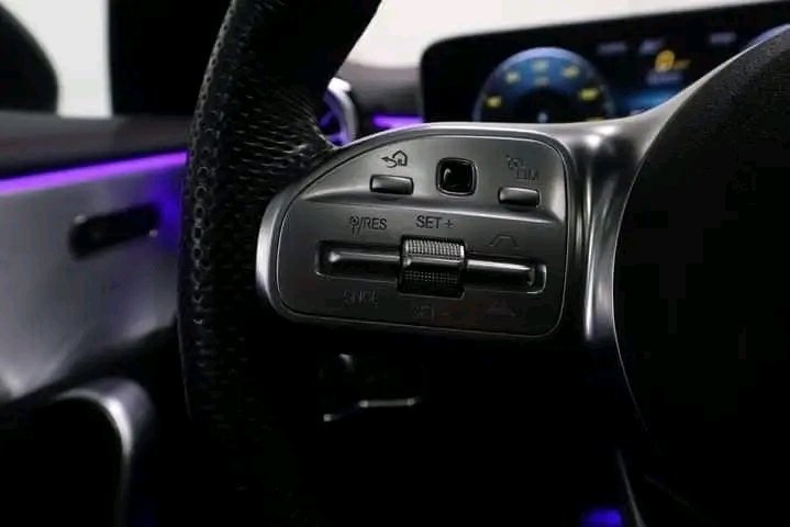 1000021901.jpg Mercedes-Benz CLA