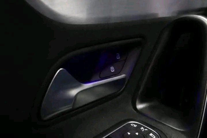 1000021903.jpg Mercedes-Benz CLA