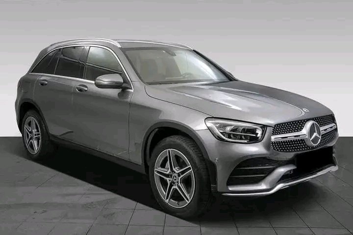 1000022136.jpg Mercedes-Benz GLC
