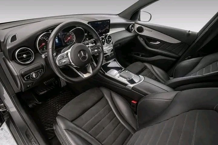 1000022145.jpg Mercedes-Benz GLC