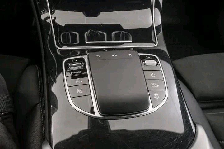 1000022152.jpg Mercedes-Benz GLC