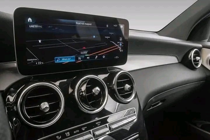 1000022159.jpg Mercedes-Benz GLC