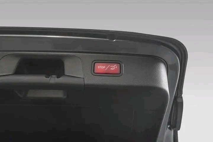 1000022160.jpg Mercedes-Benz GLC