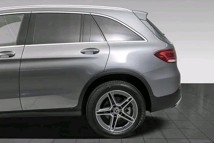 1000022164.jpg Mercedes-Benz GLC