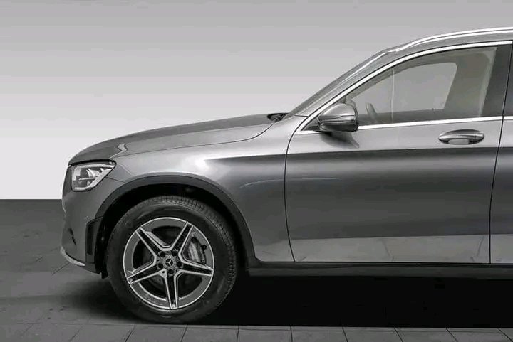 1000022165.jpg Mercedes-Benz GLC