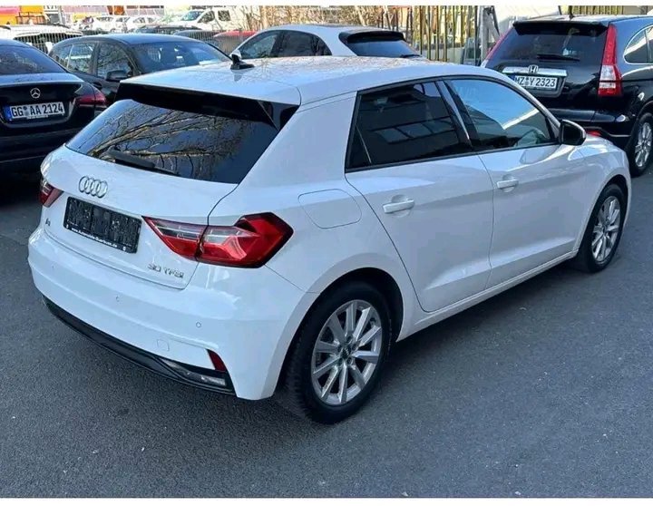 1000022207.jpg Audi A1