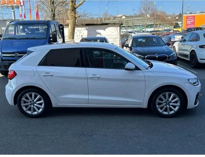 1000022209.jpg Audi A1