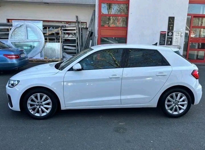 1000022211.jpg Audi A1